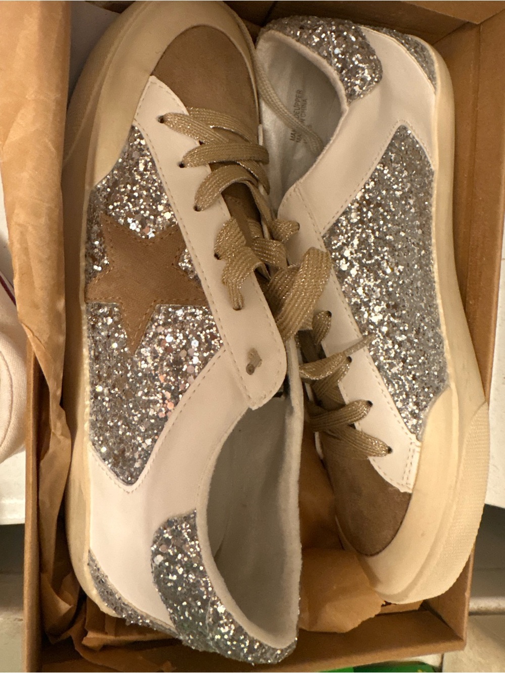 Sparkle Star Lace-Up Sneakers in Silver and Beige